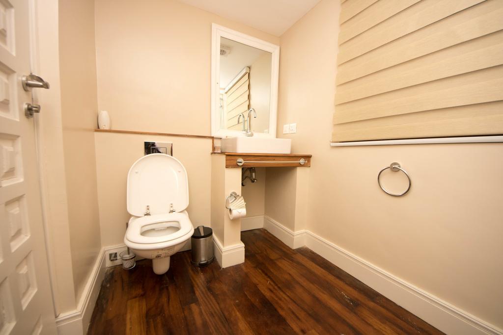Olma Colonial Suites Accra Room photo